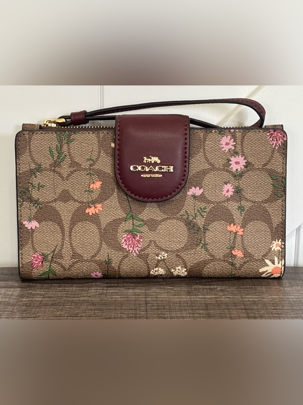 EUC Coach Tech Wallet in Signature Canvas with Wildflower Print